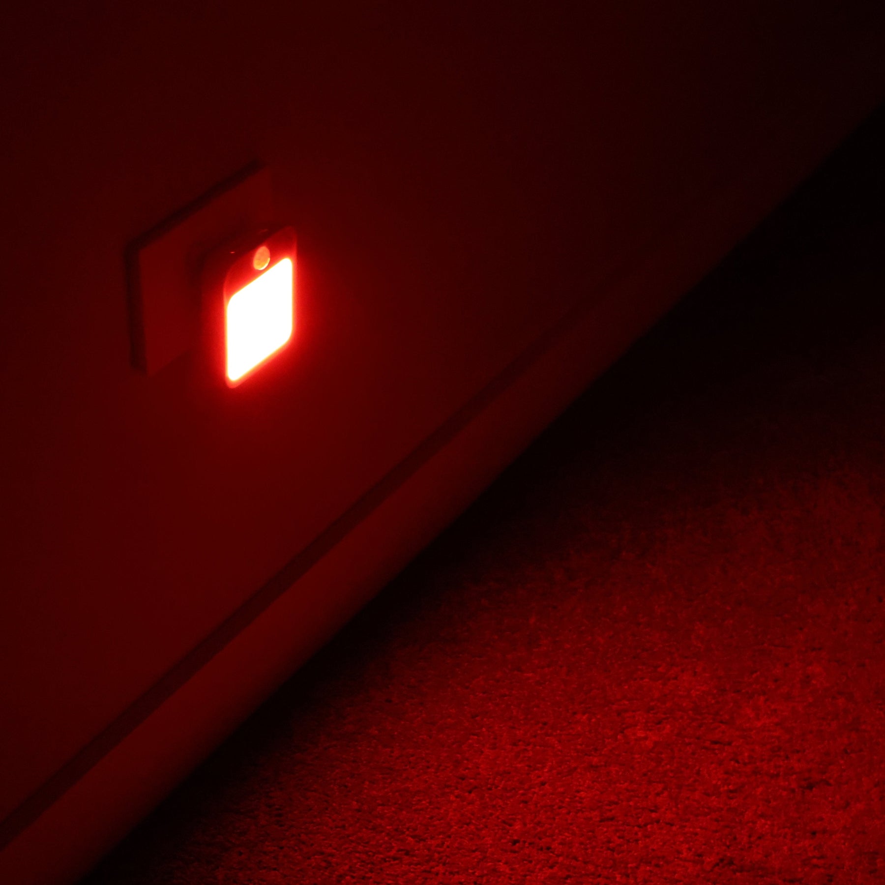 Twilight Deluxe Plugin Red Night Light